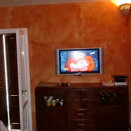 Margot House Фавиньяна